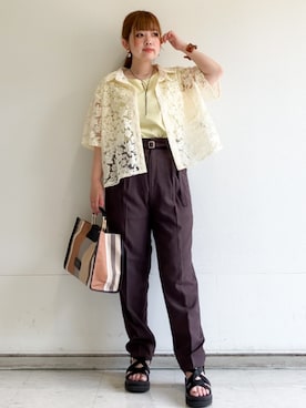 「index（インデックス）の【接触冷感】ビジューキーネックフレンチトップス《UVケア／洗濯機OK／XS～3L／8col》（Tシャツ/カットソー、イエロー系）」を使った、MIPPOさん（レディース）の夏コーディネート