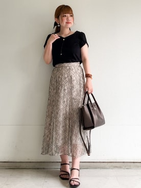 「index（インデックス）の【接触冷感／UVケア】ハートネックレースレイヤードトップス《洗濯機OK／6col》（Tシャツ/カットソー、ブラック系）」を使った、MIPPOさん（レディース）の夏コーディネート