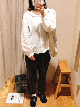 「ショッピング」｜「アイテム（シューズ）」を使った、momoさん（レディース・152cm）の春コーディネート