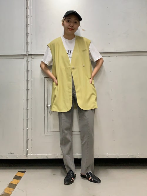 ラウンドノーカラージレ