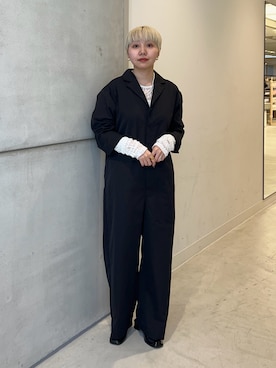 「EKAL（エカル）のSOLOTEX ジャンプスーツ（サロペット/オーバーオール、ブラック系）」を使った、kanoさん（レディース・157cm）の冬コーディネート