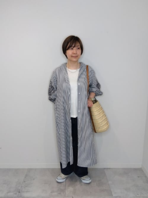 ほぼ未使用 完売品 kate spade ストライプエンブロイダリー