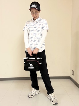 「adabat（アダバット）の【ADABAT NAVY】吸水速乾/UVカット　ロゴモノグラムプリント半袖ポロシャツ（ポロシャツ、ピンク系）」を使った、s.mさん（レディース・168cm）の春コーディネート