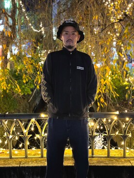 「SPINNS（スピンズ）のアイテム（ベスト）」を使った、はたけさん（メンズ・184cm）の冬コーディネート