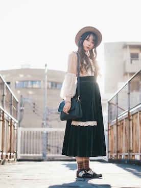 「joelle chapeauのアイテム（ハット、ベージュ系）」を使った、園崎みゆさん（レディース・153cm）の秋コーディネート