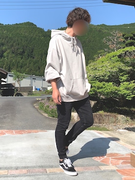 「ごきげんウィーク」｜「アイテム（パーカー）」を使った、t@1さん（メンズ・174cm）の春コーディネート