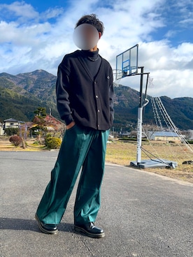 「neos（ネオス）のアイテム（スラックス）」を使った、t@1さん（メンズ・174cm）の冬コーディネート