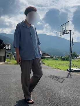 「neos（ネオス）のアイテム（スラックス）」を使った、t@1さん（メンズ・174cm）の夏コーディネート