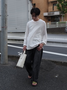 「無印良品（ムジルシリョウヒン）のアイテム（Tシャツ/カットソー、ホワイト系）」を使った、Kazumaさん（メンズ・166cm）の秋コーディネート