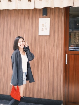 「アイテム（マウンテンパーカー）」を使った、千千🪭さん（レディース・158cm）の夏コーディネート