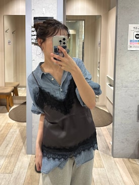 「LEPSIM（レプシィム）のAIRデニム長袖シャツ　639492（シャツ/ブラウス、ブルー系）」を使った、taruさん（レディース・155cm）の春コーディネート