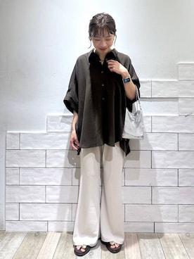 「LEPSIM（レプシィム）のメタルスライドサンダル　638914（サンダル、ブラウン系）」を使った、taruさん（レディース・155cm）の春コーディネート
