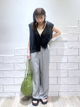 「LEPSIM（レプシィム）のギャザークッションサンダル　638838（サンダル、ブラック系）」を使った、taruさん（レディース・155cm）の春コーディネート