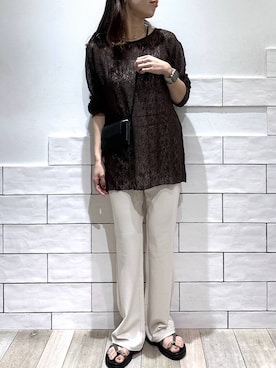 「LEPSIM（レプシィム）のシアーネップオーバー長袖プルオーバー　1044803（Tシャツ/カットソー、ブラウン系）」を使った、taruさん（レディース・155cm）の夏コーディネート