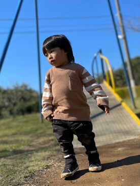 「GLOBAL WORK（グローバルワーク）の【キッズ】ソフトタッチキリカエニット/841396（ニット/セーター、ベージュ系）」を使った、KYO*AYAさん（キッズ・100cm）の秋コーディネート