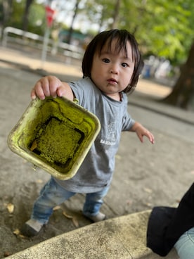 「babyGAP（babyGAP）のアイテム（デニムパンツ、ブルー系）」を使った、KYO*AYAさん（キッズ・100cm）の秋コーディネート