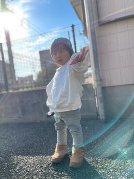 「アイテム（ブーツ、ブラウン系）」を使った、KYO*AYAさん（キッズ・80cm）の秋コーディネート