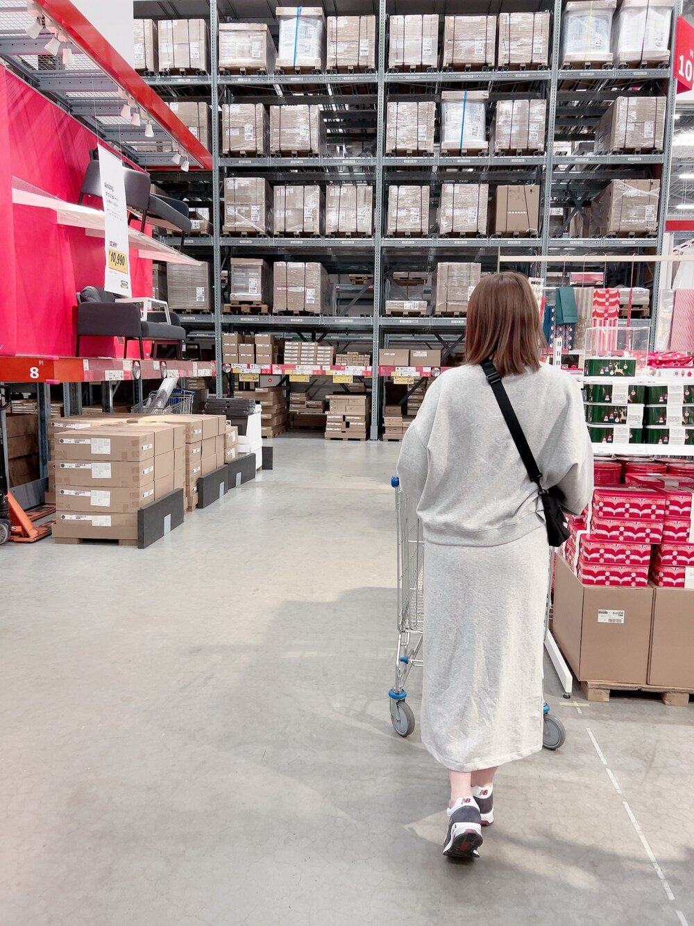 「GAPのアイテム（スウェット、グレー系）」を使った、cocoさん（骨格ウェーブ・レディース・166cm）の冬コーディネートの1枚目の写真