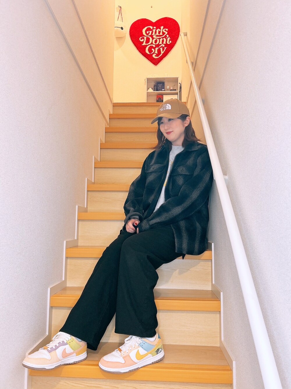 「THE NORTH FACEのアイテム（キャップ、ベージュ系）」を使った、cocoさん（骨格ウェーブ・レディース・166cm）の冬コーディネートの1枚目の写真
