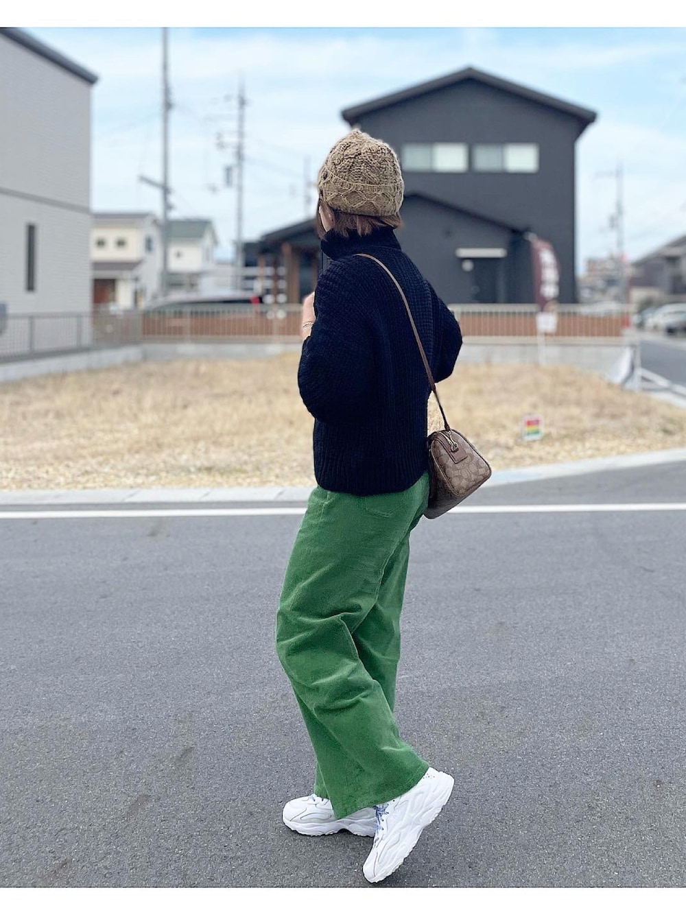 COACH ボストンバッグ ブラウン COACHのボストンバッグ（ブラウン系）を使った人気ファッション