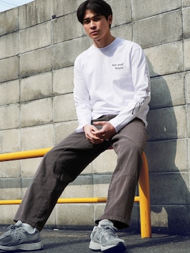 「jiggys shop（ジギーズショップ）のダブルニー ウォッシュ加工 ワイド ペインターパンツ（その他パンツ、ブラック系）」を使った、JIGGYS SHOP PRESSさん（メンズ・180cm）の春コーディネート