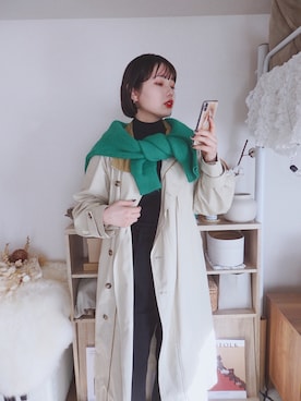 「肩掛け」｜「アイテム（トレンチコート）」を使った、sallyさん（レディース・161cm）の冬コーディネート