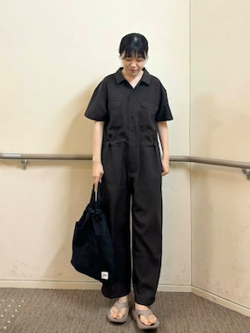 「アイテム（サロペット/オーバーオール、ブラウン系）」を使った、honokaさん（レディース・165cm）の夏コーディネート
