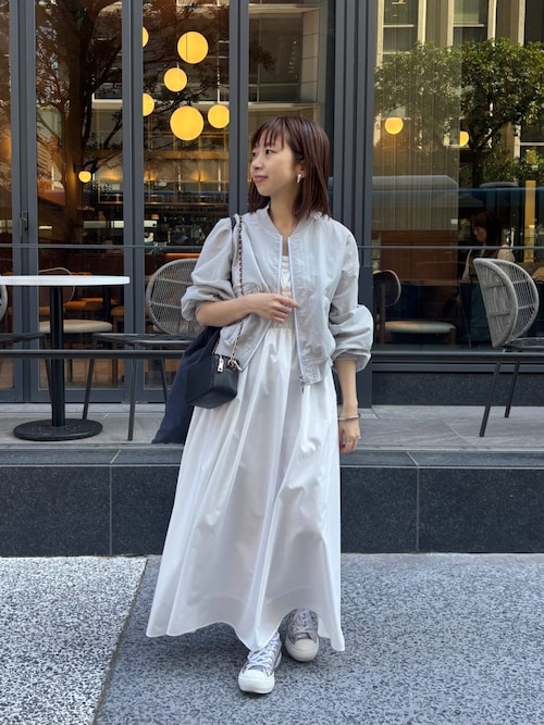 お値下げ依頼中Loungedress ラウンジドレス ボリュームブルゾン 白 M お値下げ依頼中Loungedress ラウンジドレス ボリュームブルゾン 白 M