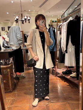 「LOUNGEDRESS（ラウンジドレス）のリネンライクシアージャケット（テーラードジャケット、ホワイト系）」を使った、IRIE REIKO🃏さん（レディース・154cm）の春コーディネート