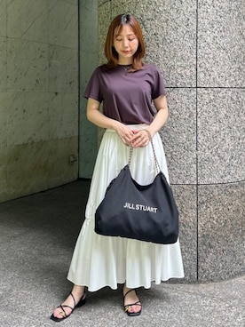 「JILL STUART（ジルスチュアート）のアイテム（トートバッグ）」を使った、JILLSTUARTさん（レディース・162cm）の夏コーディネート