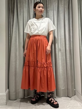 「アイテム（スカート、オレンジ系）」を使った、JILLSTUARTさん（レディース・164cm）の夏コーディネート