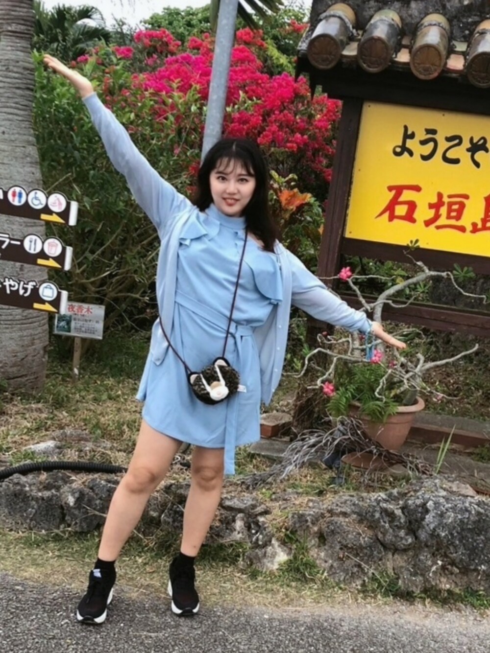 「SHEINのアイテム（ワンピース、ブルー系）」を使った、まいさん（レディース・157cm）の春コーディネートの1枚目の写真