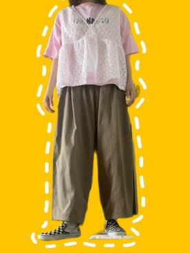 「COLONY 2139（コロニートゥーワンスリーナイン）のTHE NAKED Tシャツ（T恤/上装、ピンク系）」を使った、みぃさん（レディース・159cm）の春コーディネート