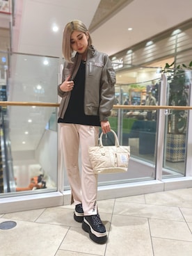 「ラフコーデ」｜「アイテム（ライダースジャケット）」を使った、REINA Üさん（レディース・163cm）の冬コーディネート