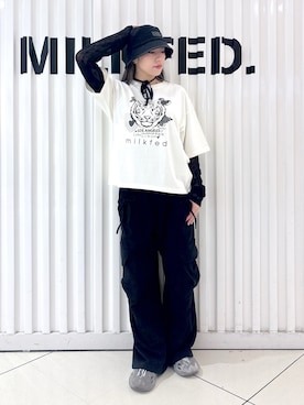 「アイテム（スウェットパンツ）」を使った、石田 莉央さん（レディース・161cm・20代）の夏コーディネート