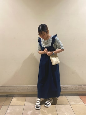 「ehka sopo（エヘカソポ）のアイテム（ジャンパースカート）」を使った、えりさん（レディース・154cm）の春コーディネート