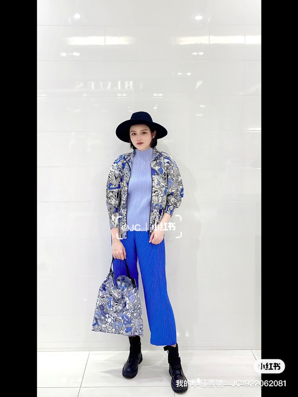 「ootd、ootdfashion、ootdtw、ootdjapan、PLEATS PLEASE、ISSEY MIYAKE、Taiwan、Taichung、top city」｜「ISSEY MIYAKEのアイテム（ジャケット/アウター、ホワイト系）」を使った、陳.臻. X JC さん（レディース・167cm）の夏コーディネートの1枚目の写真