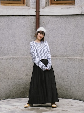 「PULL&BEAR（プルアンドベア）のアイテム（トップス）」を使った、𝐡𝐞𝐥𝐞𝐧 ✿さん（レディース・163cm）の春コーディネート