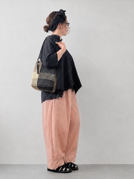 「アイテム（ヘアバンド）」を使った、ta_ma_☺︎さん（レディース・167cm）の秋コーディネート