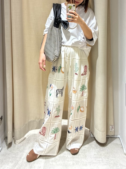ear PAPILLONNER（イア パピヨネ） パンツ パッチワーク刺しゅうパンツ