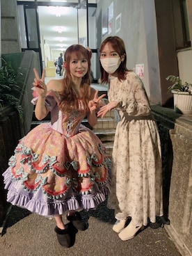 「MERCURYDUO（マーキュリーデュオ）のアイテム」を使った、飯窪春菜さん（レディース・162cm）の春コーディネート