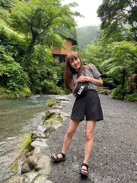 「BALR.（ボーラー）のアイテム（バッグ）」を使った、飯窪春菜さん（レディース・162cm）の夏コーディネート