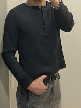 「UNIQLO（ユニクロ）のアイテム（Tシャツ/カットソー、ブラック系）」を使った、RENさん（メンズ・170cm）の夏コーディネート