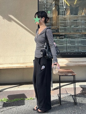 「アイテム（スウェットパンツ）」を使った、 mokaさん（レディース・157cm）の秋コーディネート