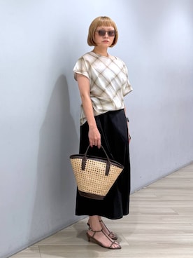「BABYLONE（バビロン）のポインテッドストラップサンダル（サンダル、ベージュ系）」を使った、CHIEさん（レディース・158cm）の夏コーディネート