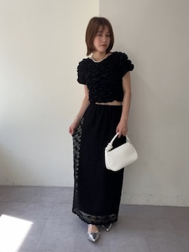 「mystic（ミスティック）の《新色RED》ふわふわシャーリングTシャツ（Tシャツ/カットソー、ブラック系）」を使った、mika🍊さん（レディース・155cm）の夏コーディネート