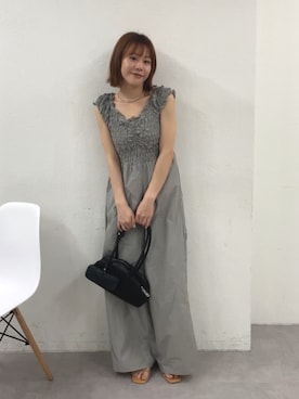 「mystic（ミスティック）のシャーリングバックシャンオールインワン（ワンピース、ブラック系）」を使った、mika🍊さん（レディース・155cm）の春コーディネート