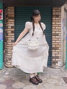 petit flowerフロッキーパフワンピースを使った人気ファッション