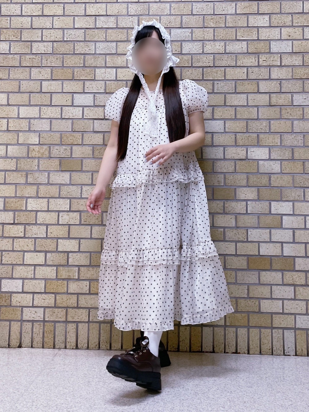 petit flowerフロッキーパフワンピースを使った人気ファッション