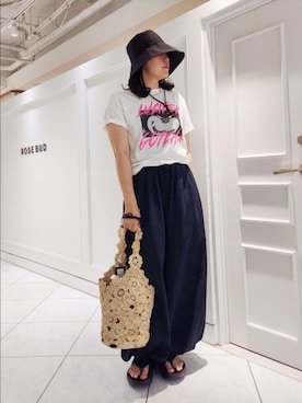 「ROSE BUD（ローズバッド）の(toca)FULL BLOOM BAG（ショルダーバッグ、ベージュ系）」を使った、pi001118さん（レディース・164cm）の夏コーディネート